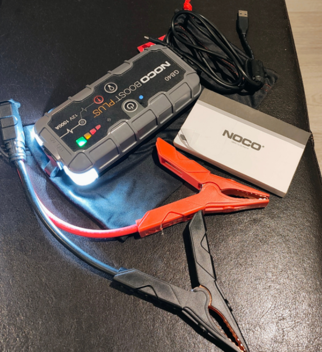 GB40 portable car battery booster - must have image indicator(3)