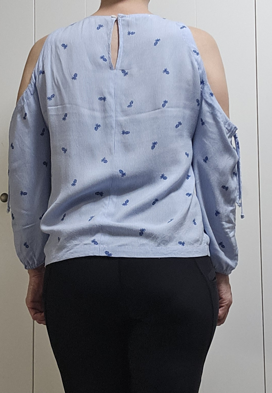 women's shirt - photo 2