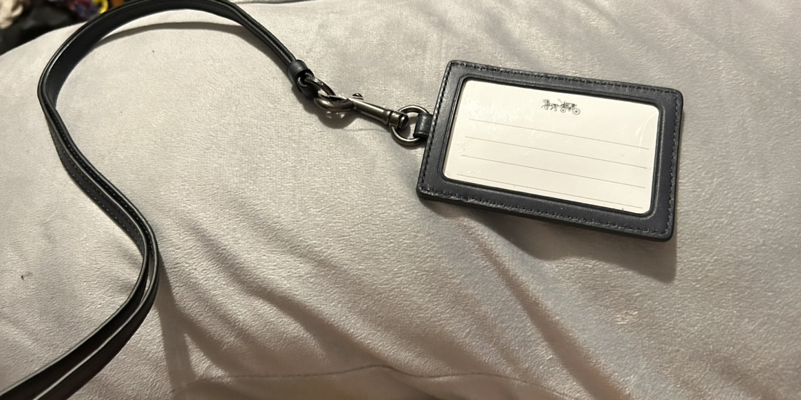 Coach lanyard brand new image indicator(2)