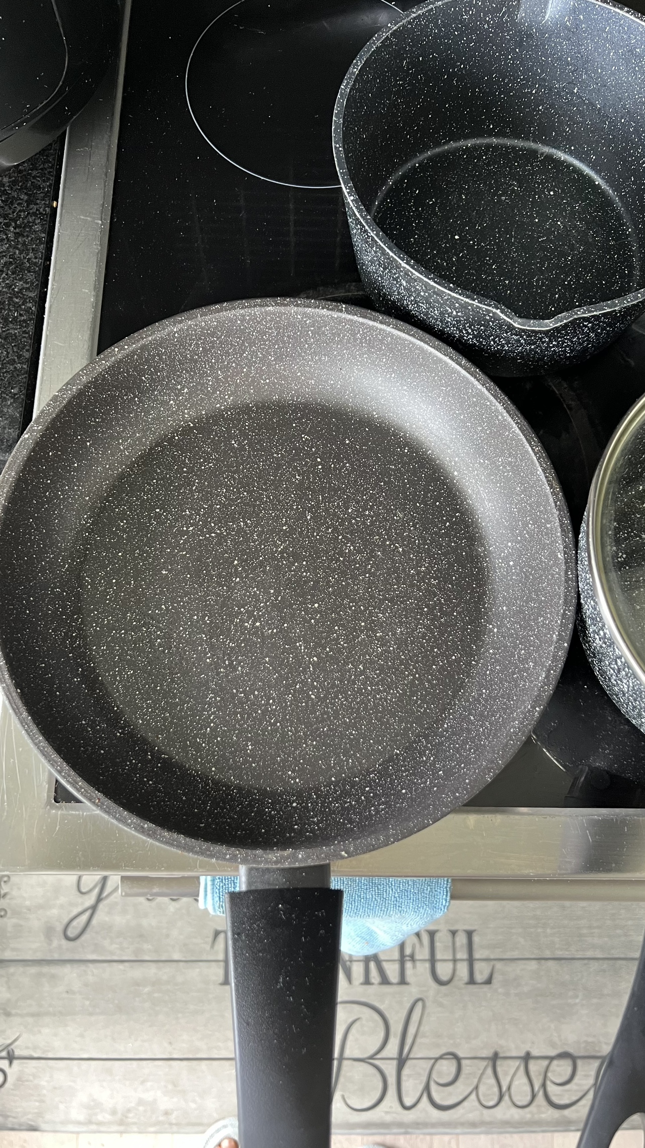 Cookware for sale thumbnail