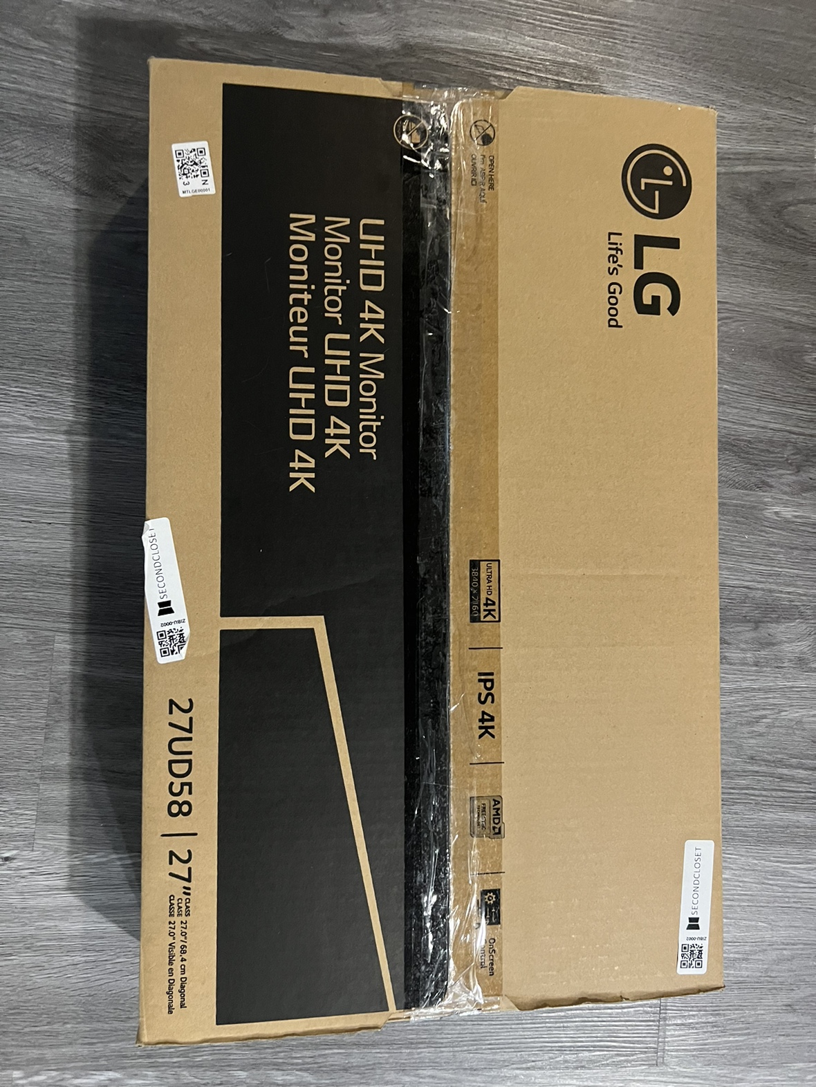 LG 27” 4K UHD Monitor - photo 3