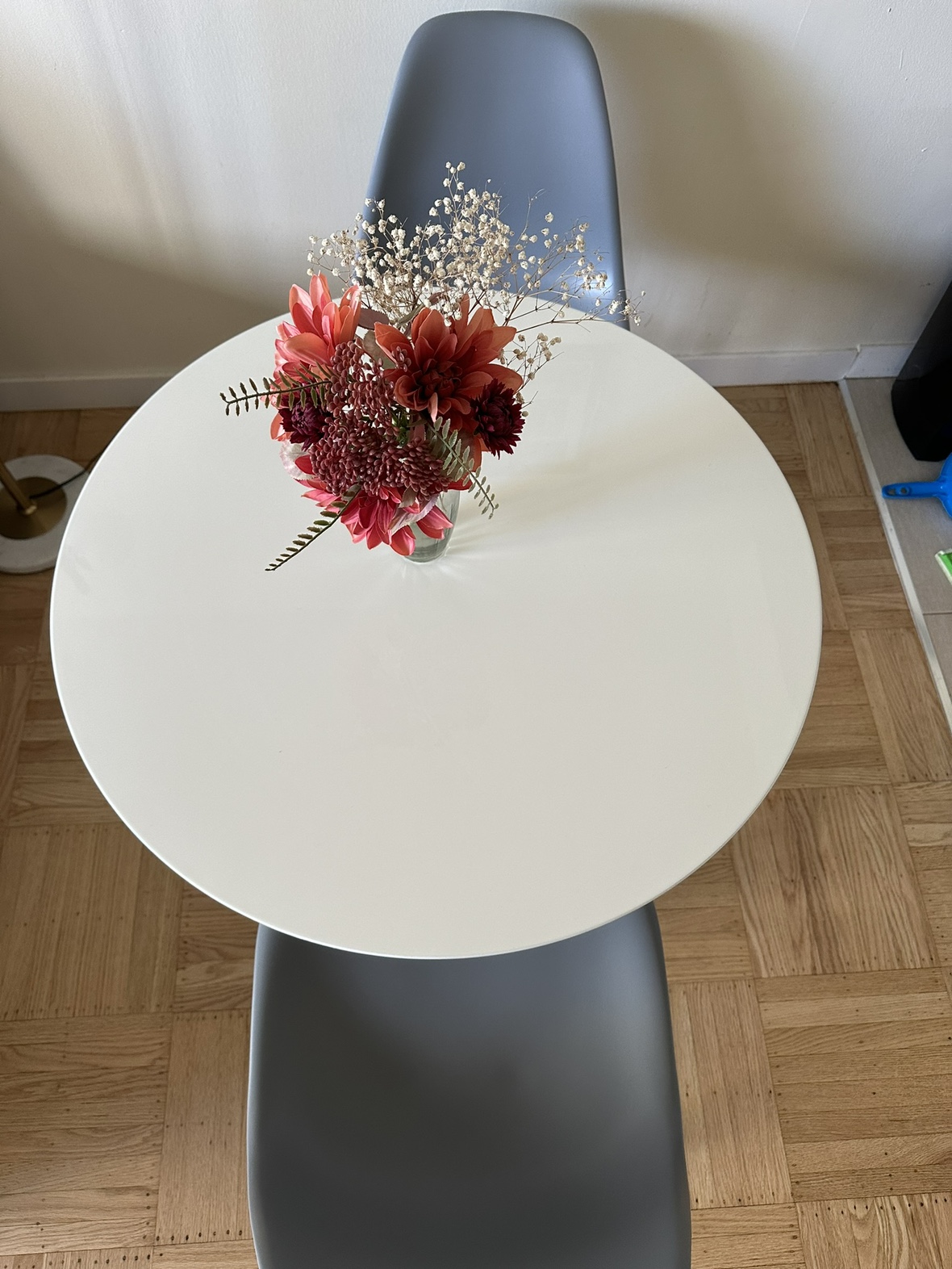 Round table - photo 3