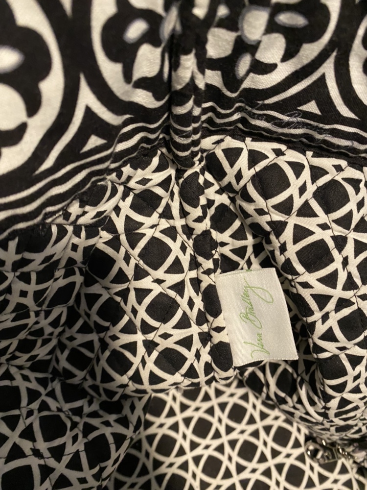 Authentic retired Vera Bradley 16x23x8 - photo 2