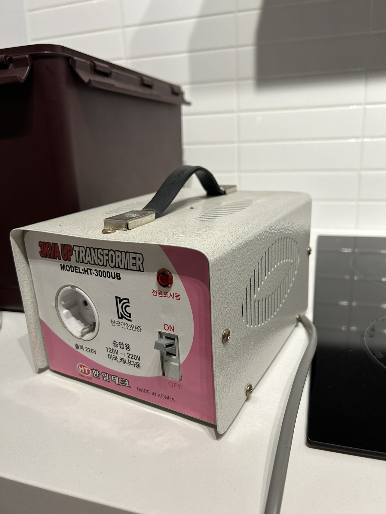 120v -> 220v step up transformer - photo 2