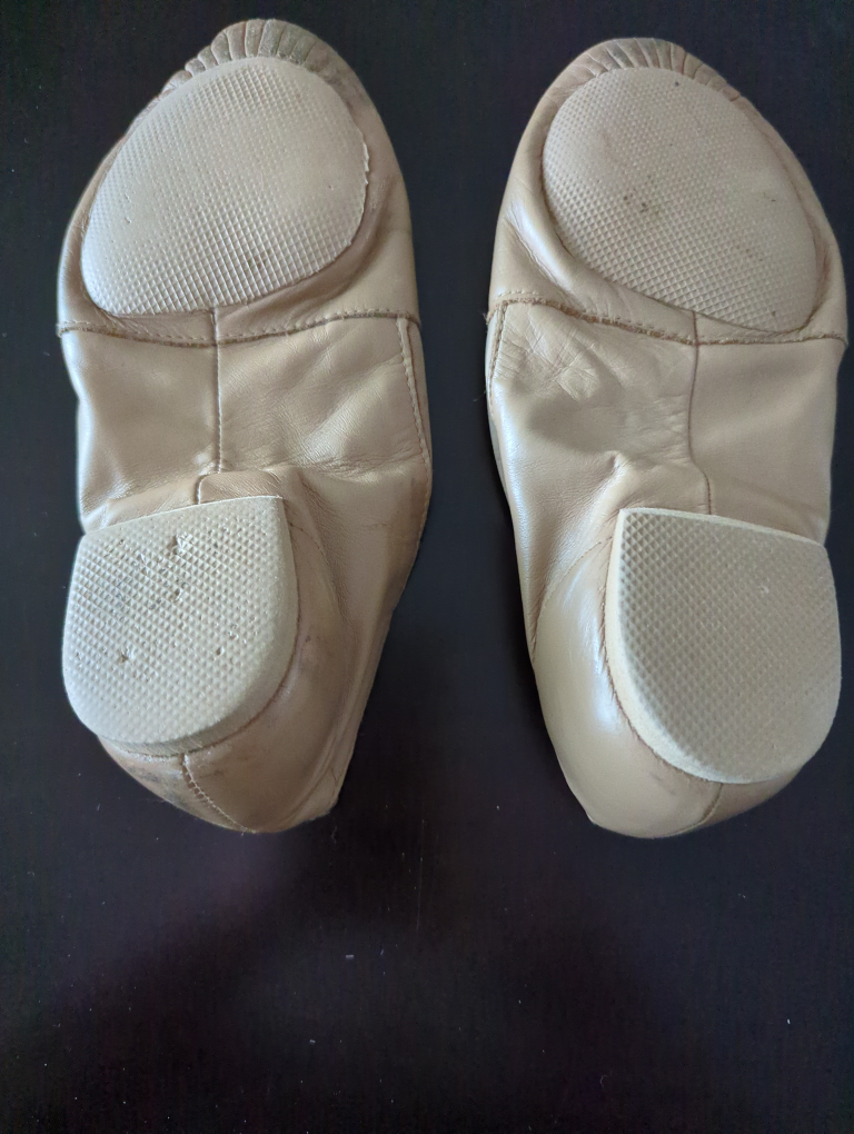 Beige leather split sole jazz shoes size 7N - photo 2