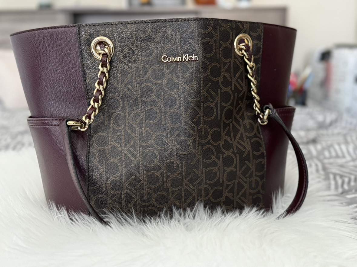 Shoulder bag thumbnail