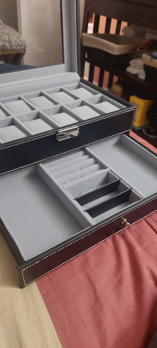 Watch and accessories case - photo 4