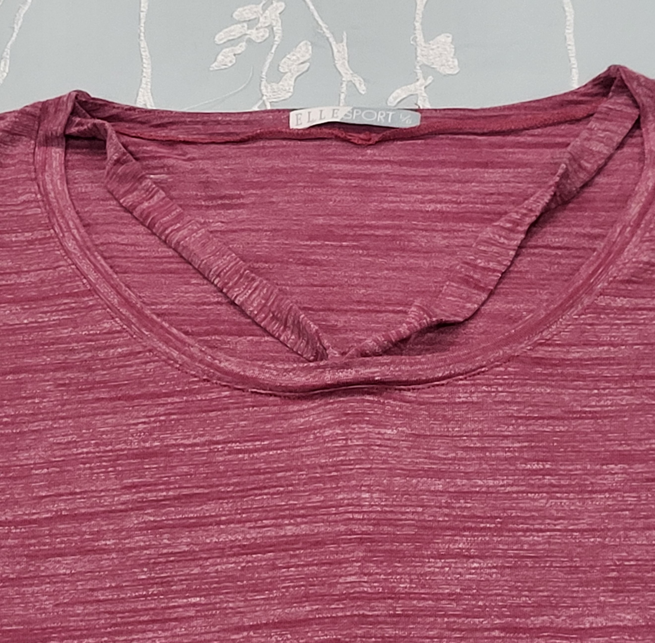 Ladies sports shirt image indicator(2)