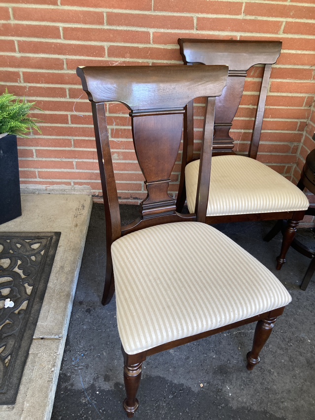 Dining chairs set of 4