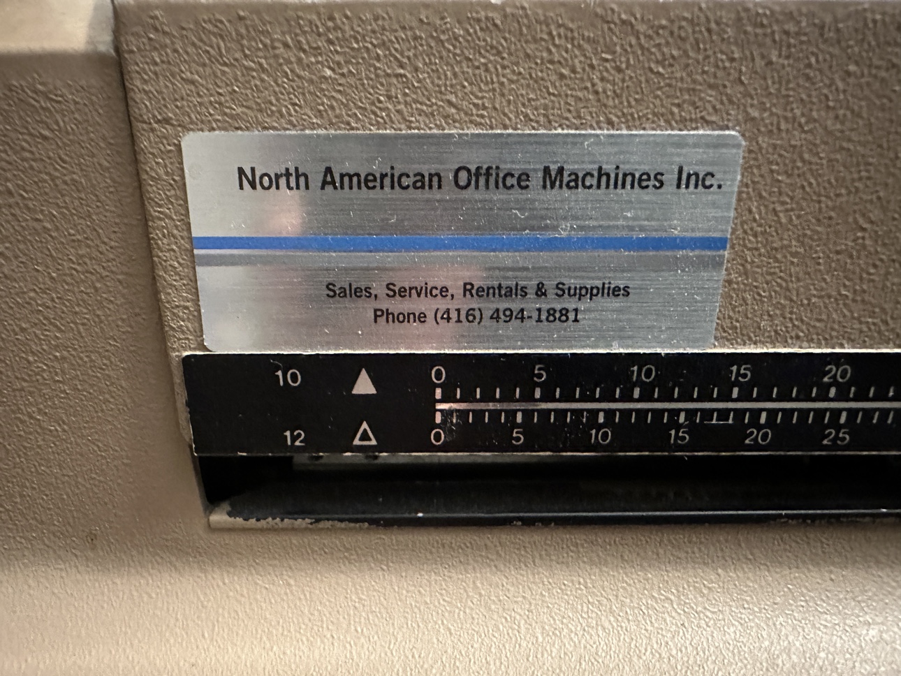 Vintage IBM electric typewriter image indicator(3)