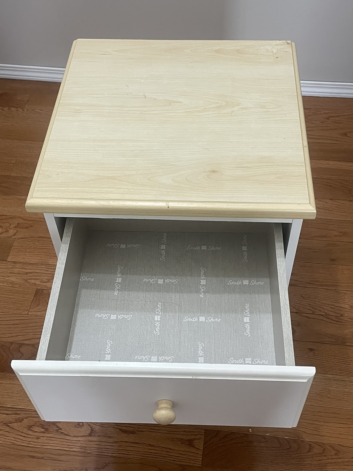 Bedside Table - photo 2