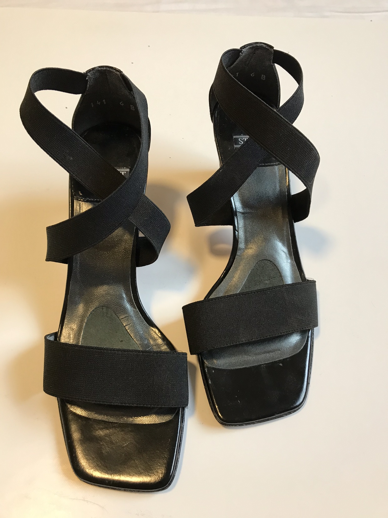 WOMEN'S SANDALS