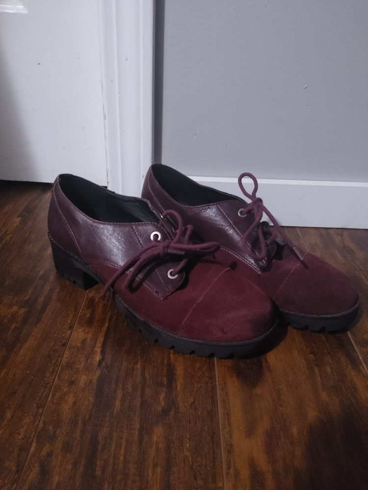 lightly worn burgundy aldo loafers - photo 3