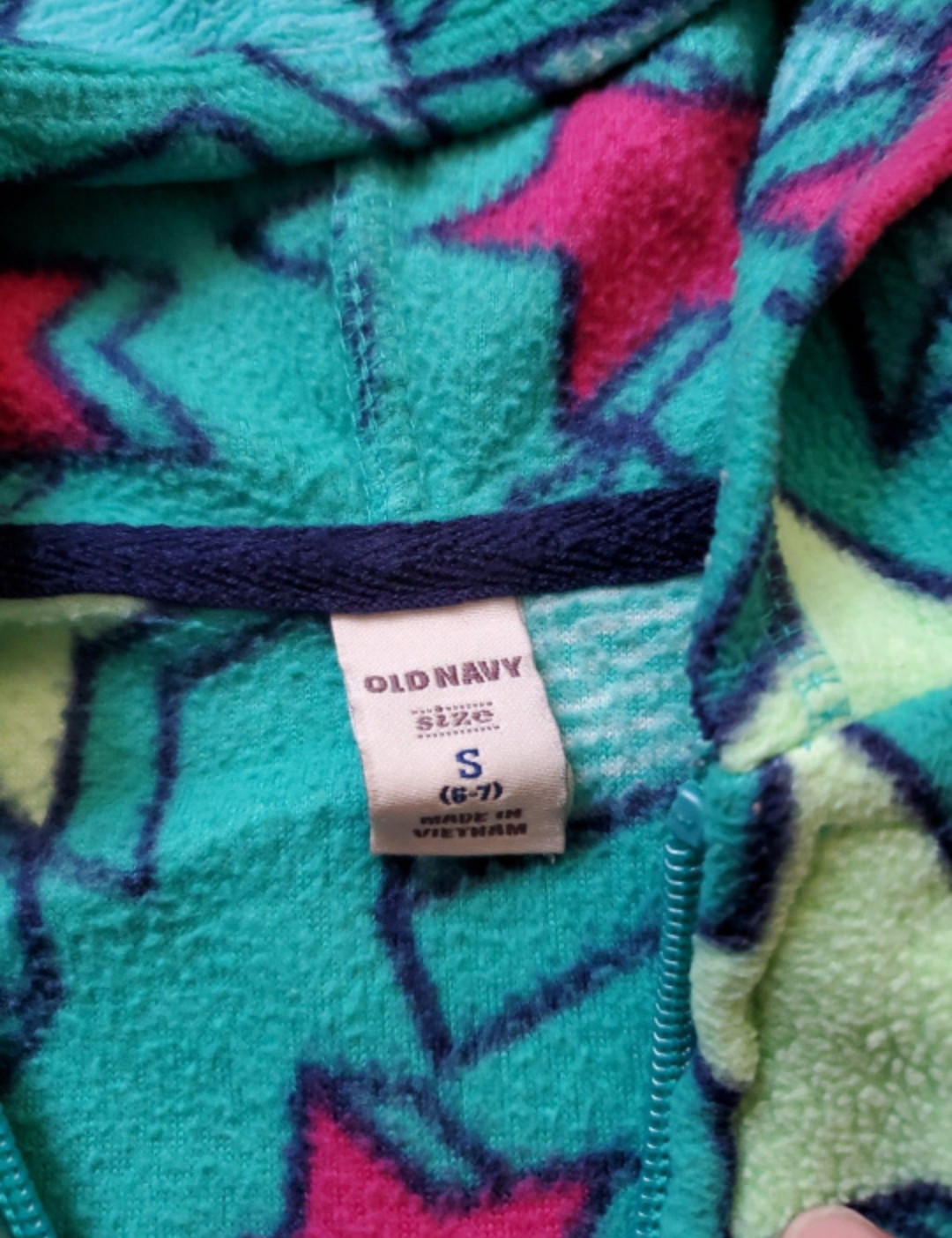 Old Navy girl's fleece hoodie image indicator(3)