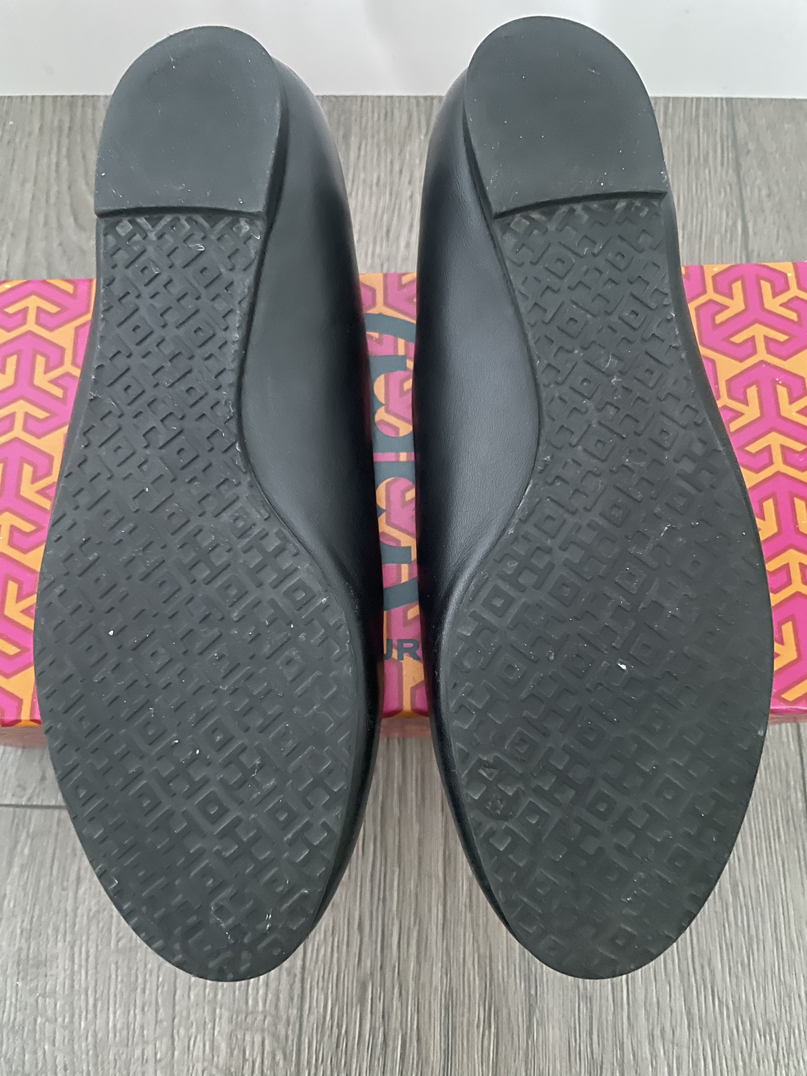 Tory Burch - Powder Costed Belinda Flats - photo 5