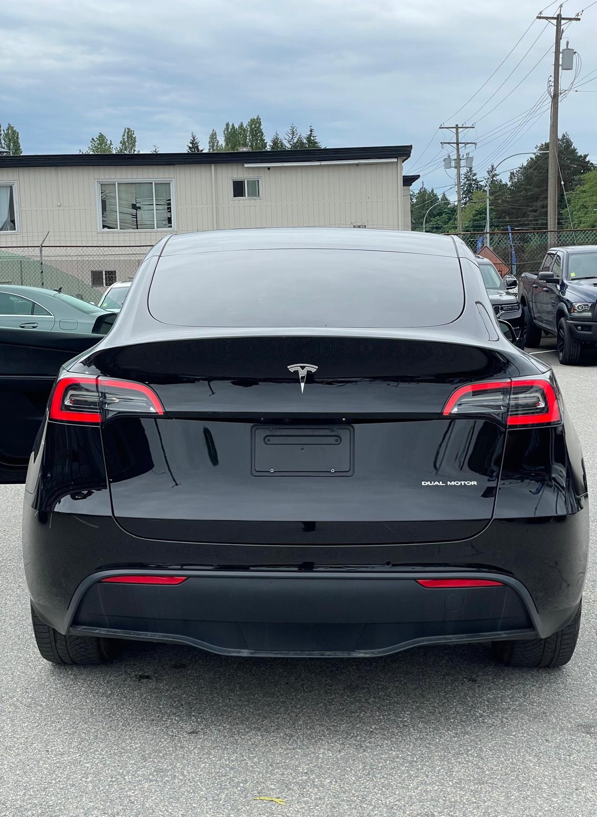 Tesla model Y 2022