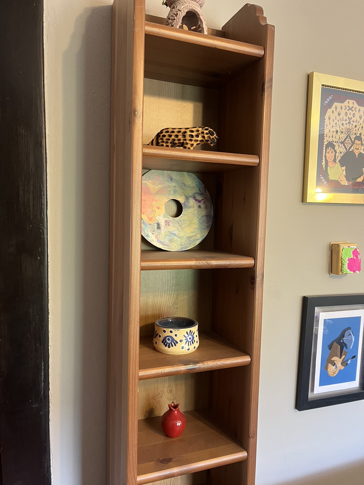 Tall wooden bookshelf - photo 2