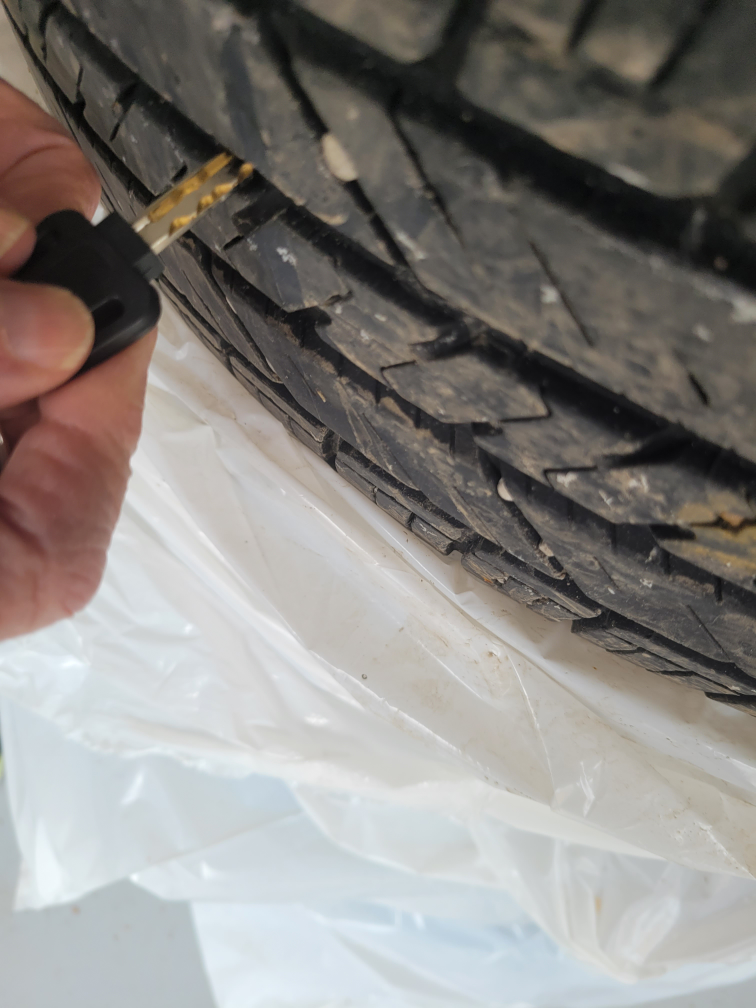 GOODYEAR ALL SEASON TIRES 225165R17  225165R17 All Season tires