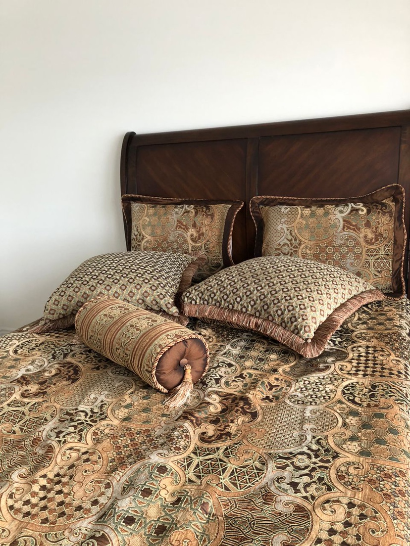Queen bed - photo 2