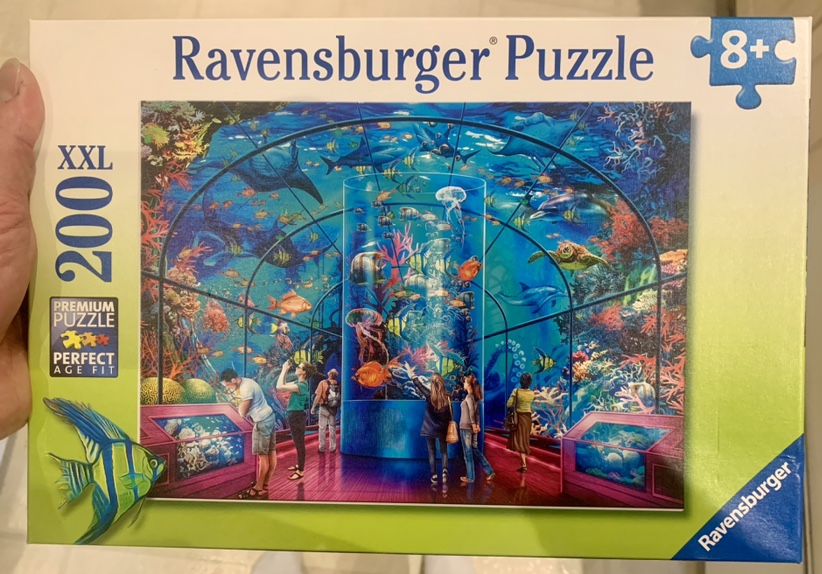 Ravensburger puzzle - tropical aquarium thumbnail