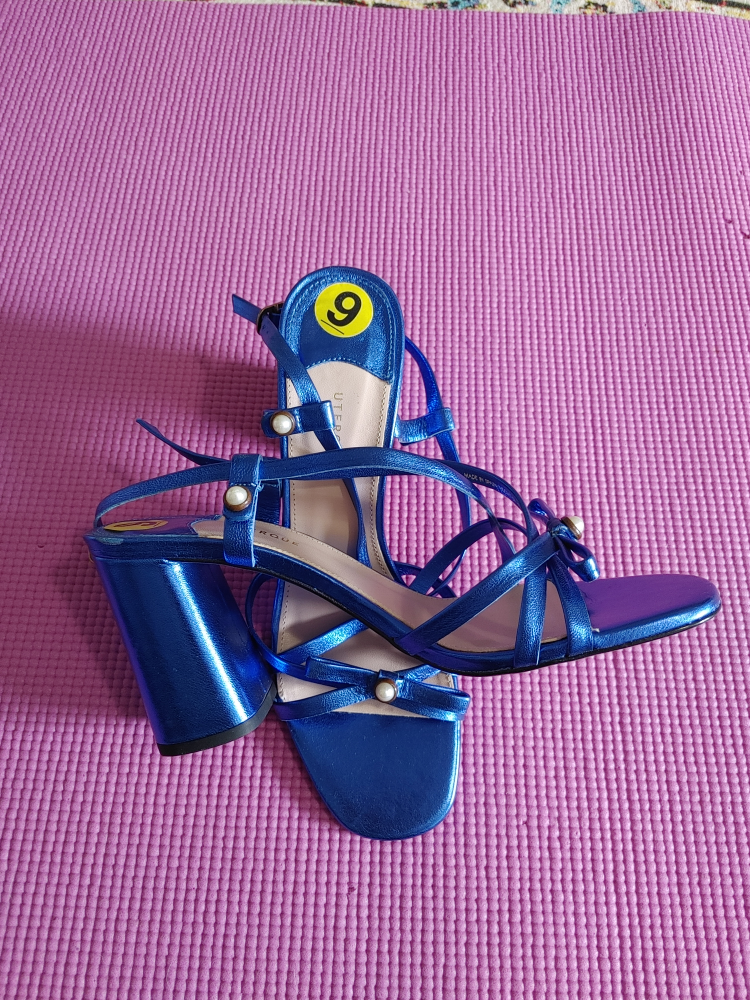 New never worn shoes