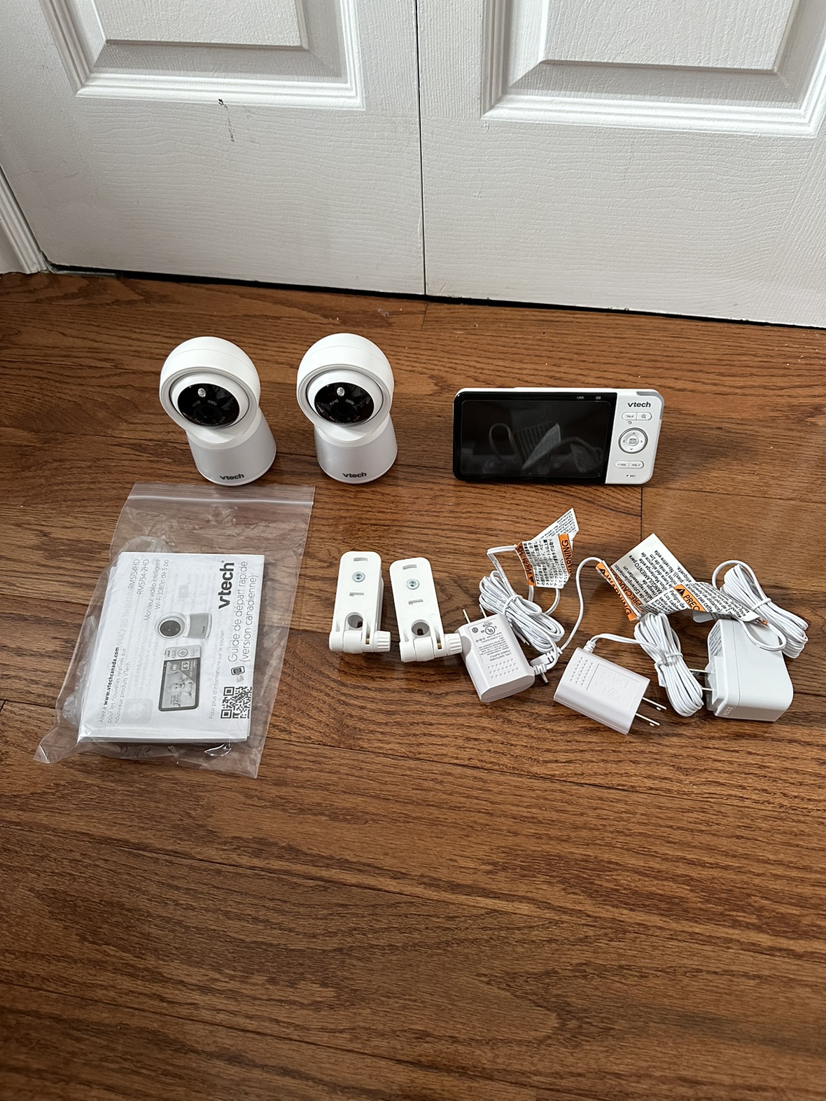 Vtech Wifi Baby Monitor with 2 cameras (5754-2hd)