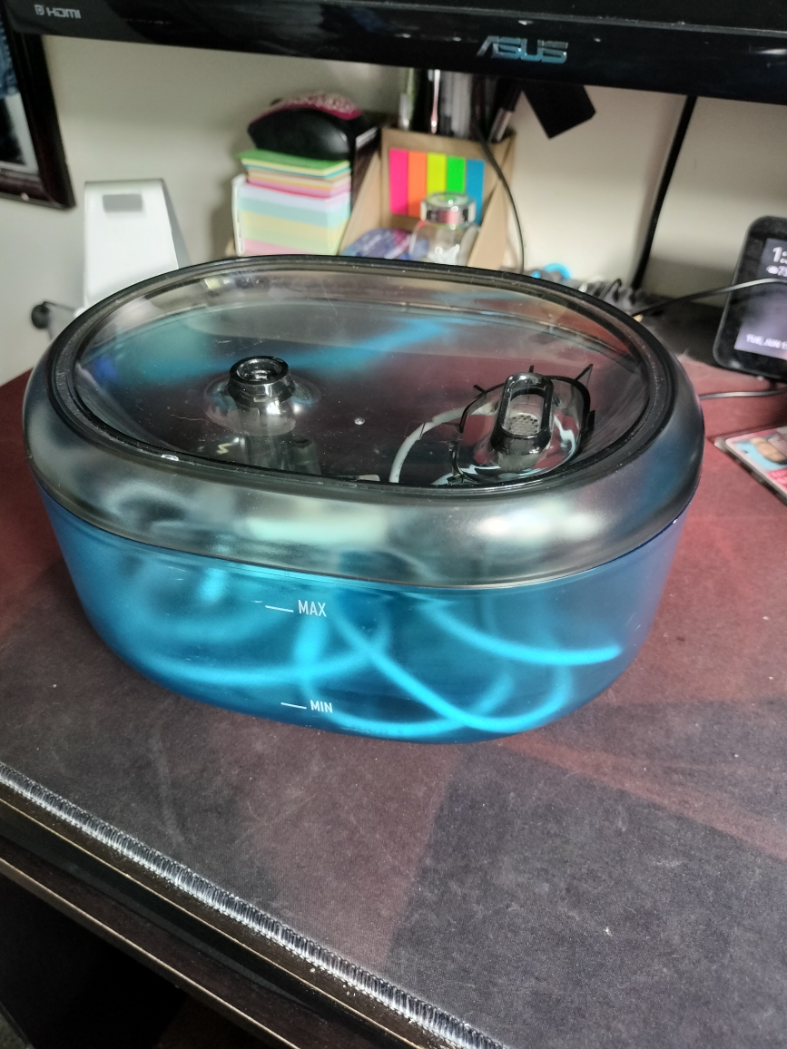pet water fountain - photo 2