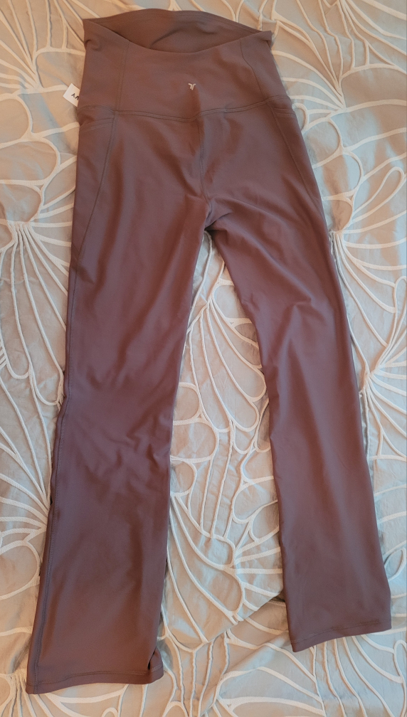 BNWT Maternity Leggings image indicator(2)