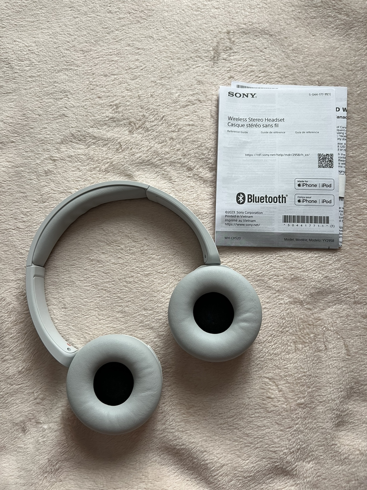Sony Wireless Headphones - photo 2