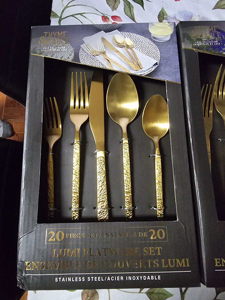 thyme and table 20 piece set thumbnail