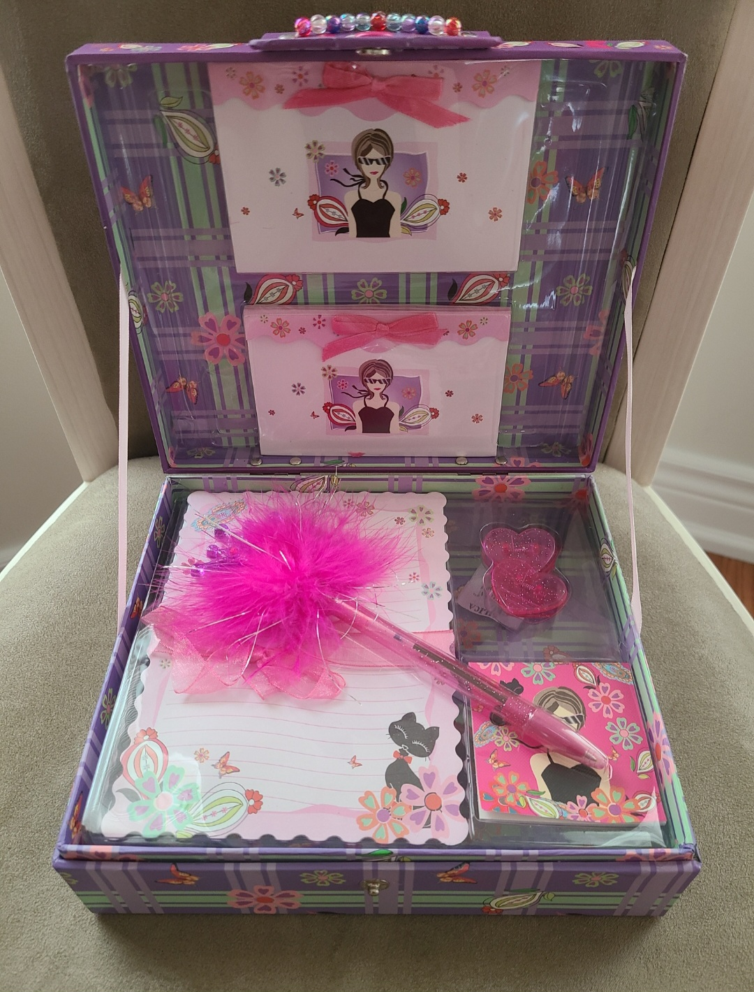 Stationary Box