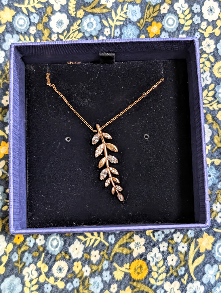 Swarovski Leaf Necklace thumbnail