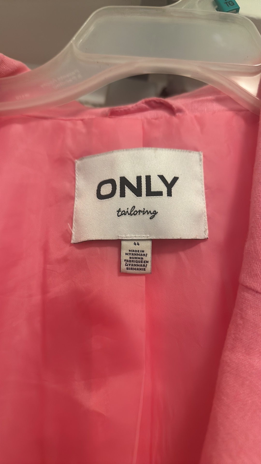 Pink blazer image indicator(3)