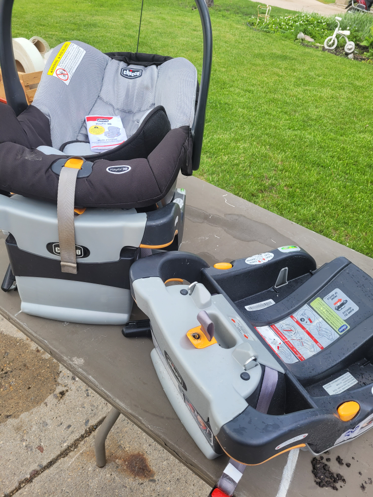 chicco carseat.