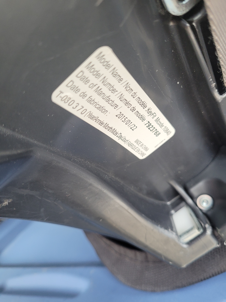 chicco carseat. - photo 3