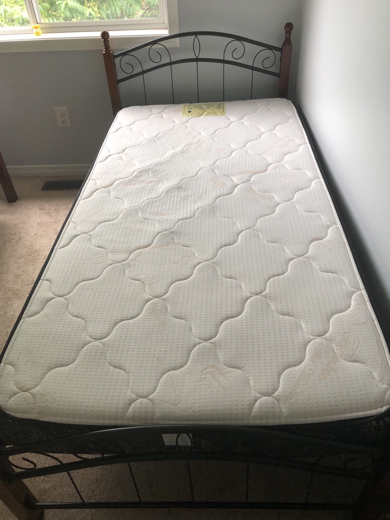 Bed with Mattress - photo 3