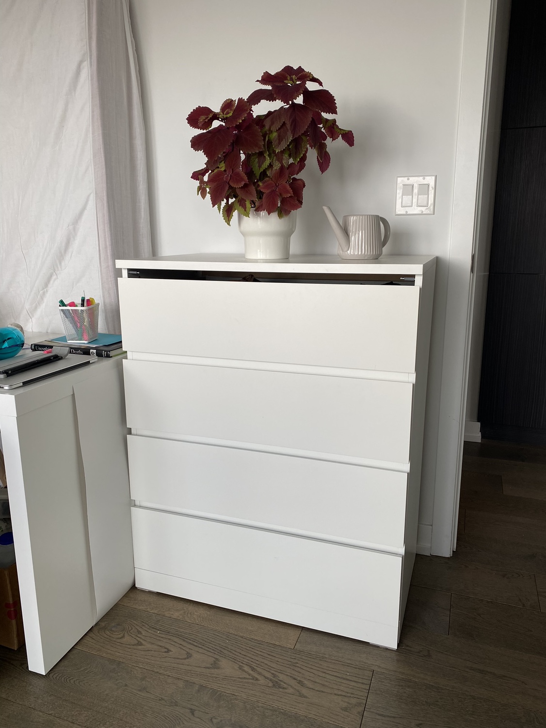 IKEA MALM 4-drawer chest