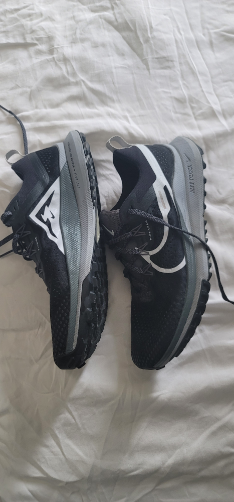 Nike React Pegasus Trail 4 Black Dark Grey