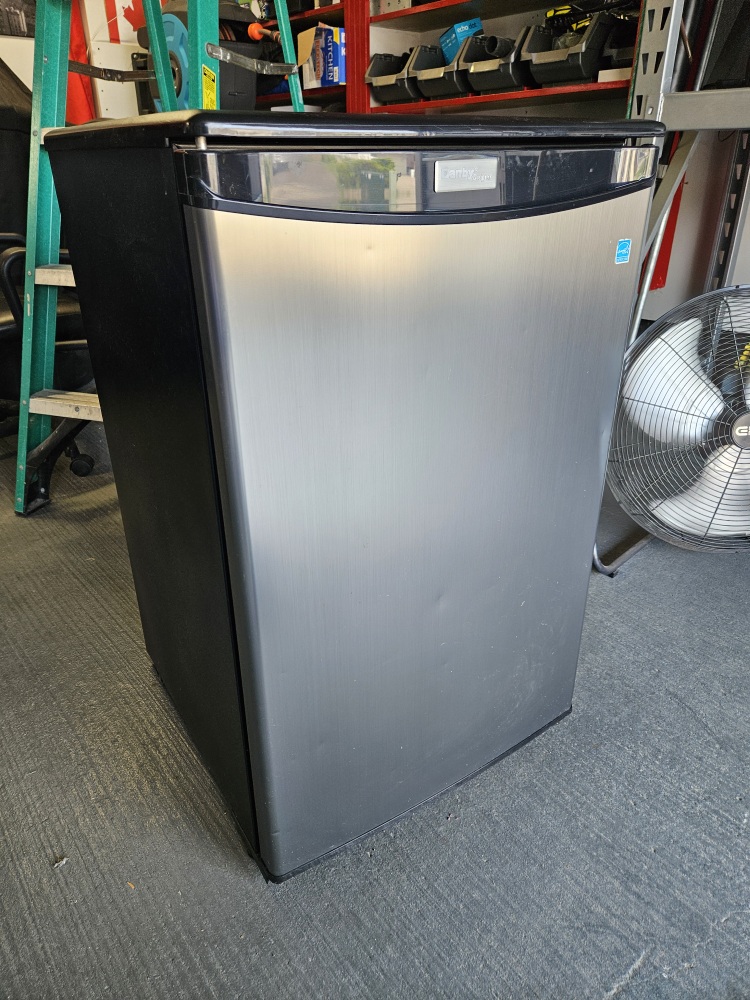 mini fridge  - danby - photo 2