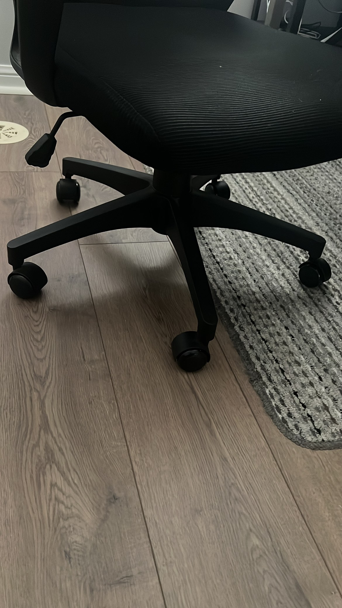 Office Chair - Free pick - photo 2