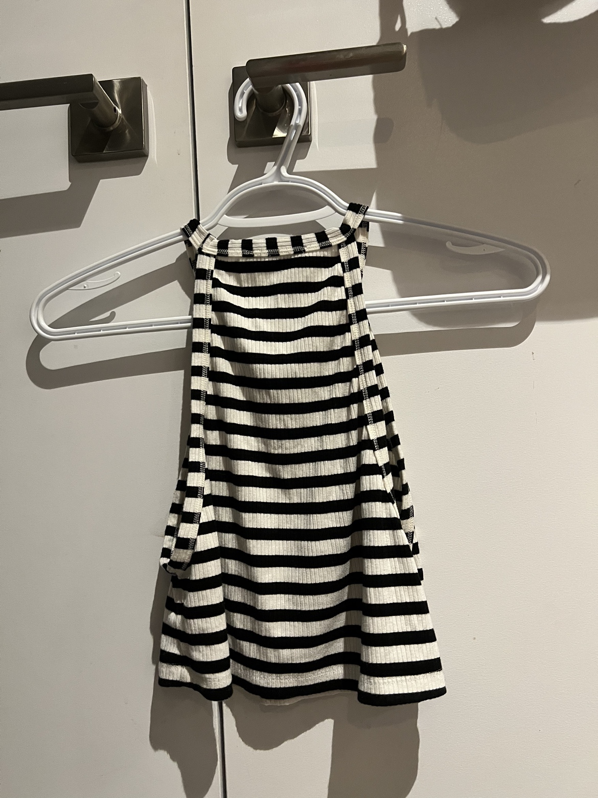 Black and white striped tank top - photo 2