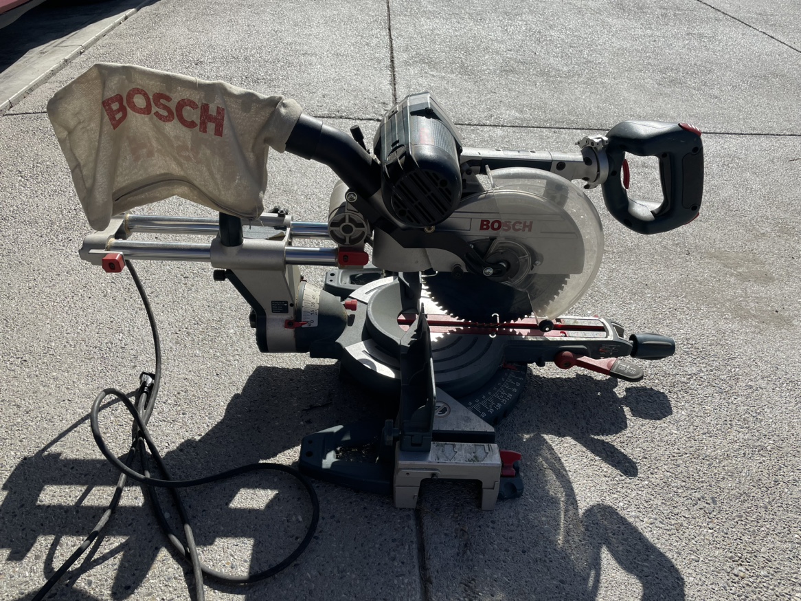Bosch 10”  bevel glider sliding compound miter saw. 4410L - photo 2