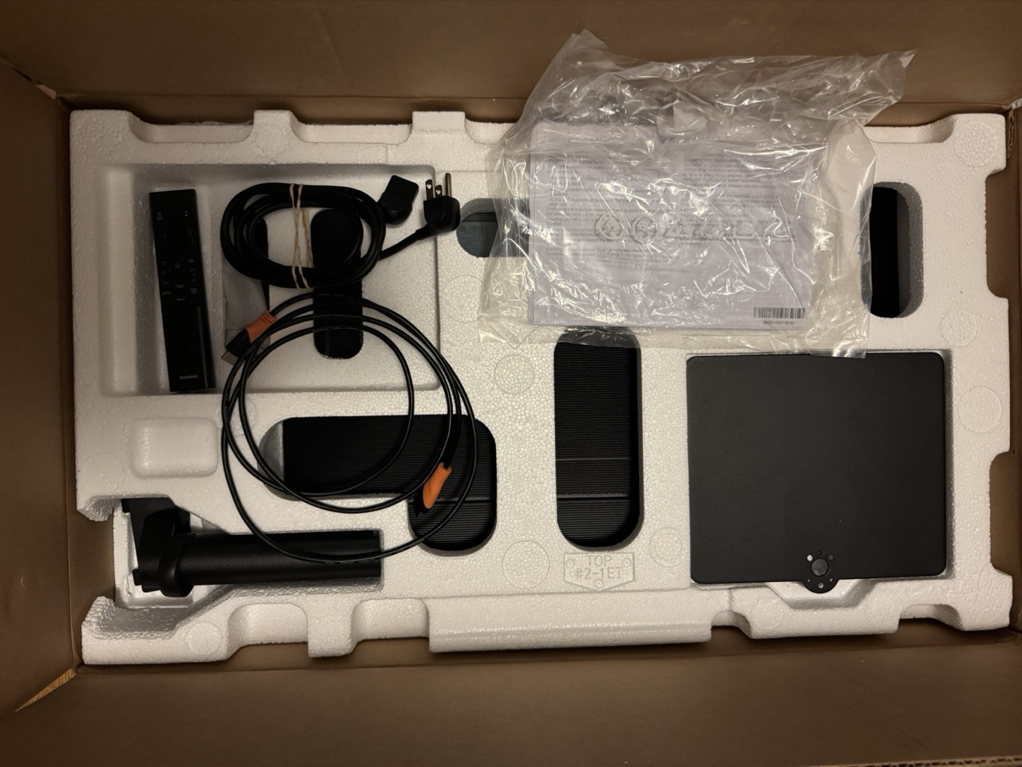 Samsung 27 Smart TV Monitor - photo 3