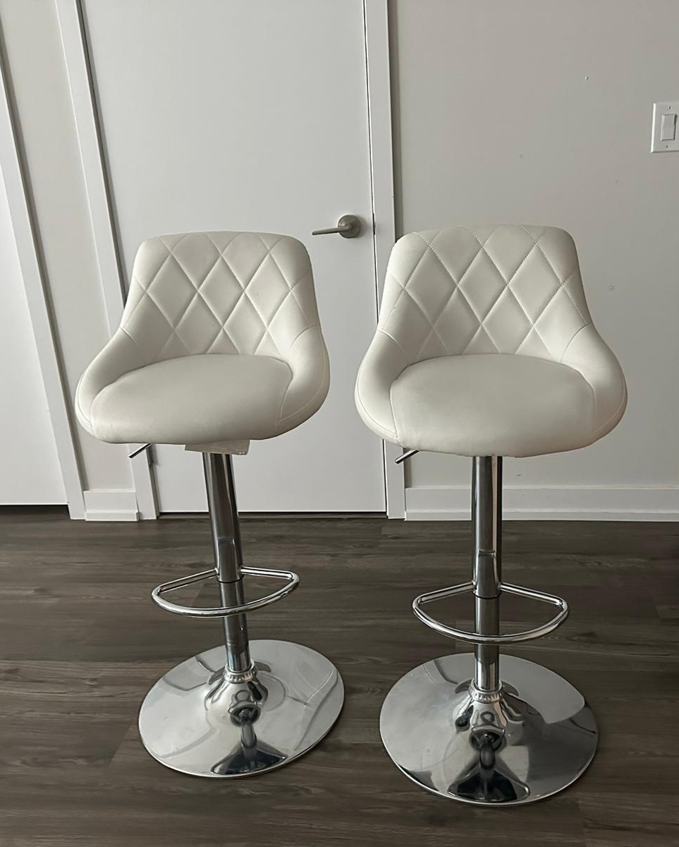 Neatly Used Bar Stool