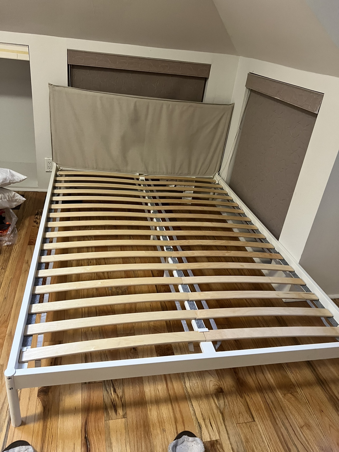 Queen bed frame (with mattress)