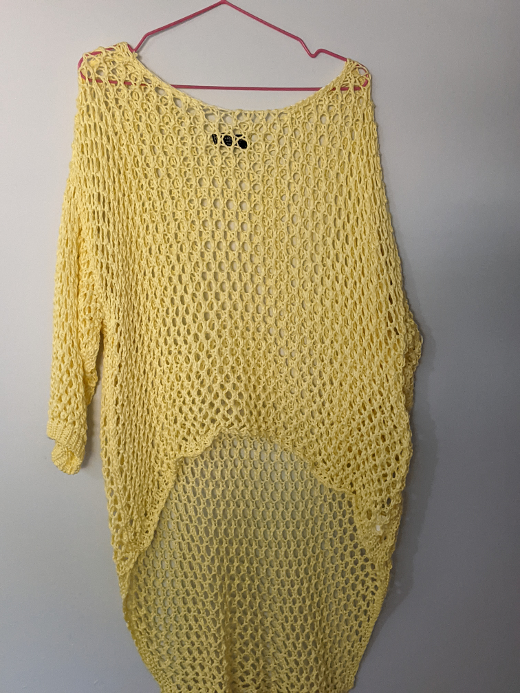 lovely new crochet sweater. pickup in Braeside SW thumbnail