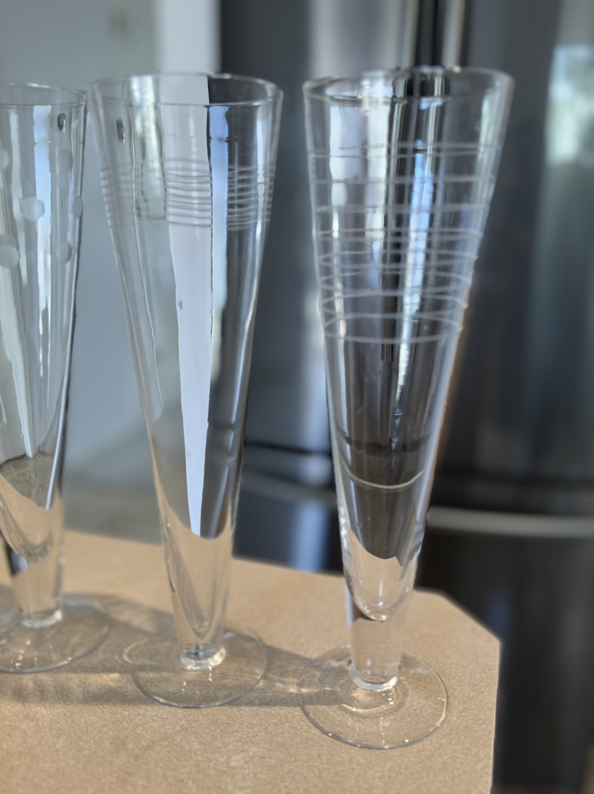 Beautiful Set of 4 Unique Glass Champagne Flutes - photo 2