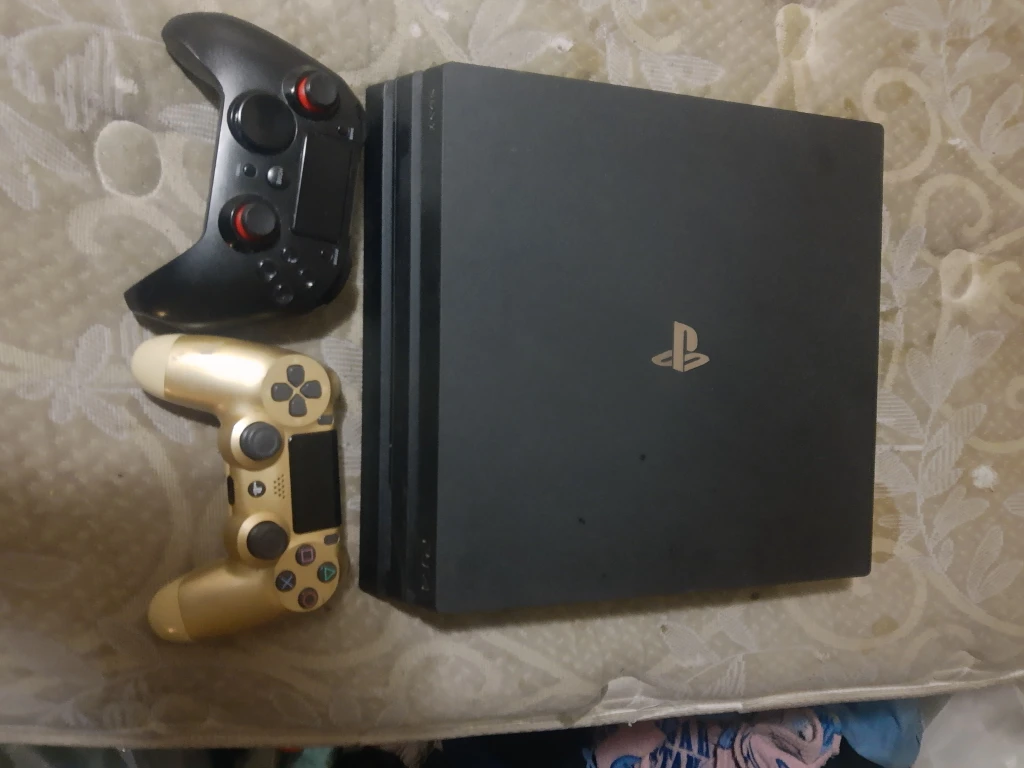 Playstation 4 thumbnail