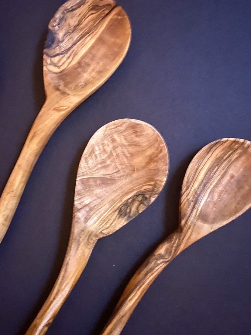 New Olive Wood Crooked Kitchen Spoon Utensils Set of 4 image indicator(2)
