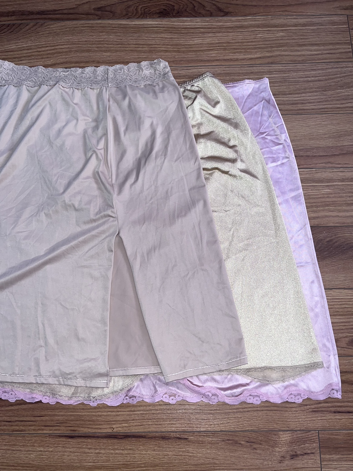 lingerie slip skirts image indicator(2)